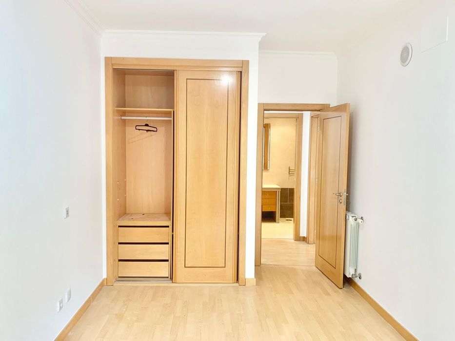 Magnífico Apartamento T3 renovado em Colinas do Cruzeiro, Odivelas.