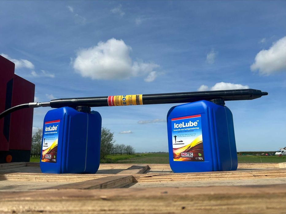 Maszyna do przecisków kret pneumatyczny 45 mm - kompletny zestaw