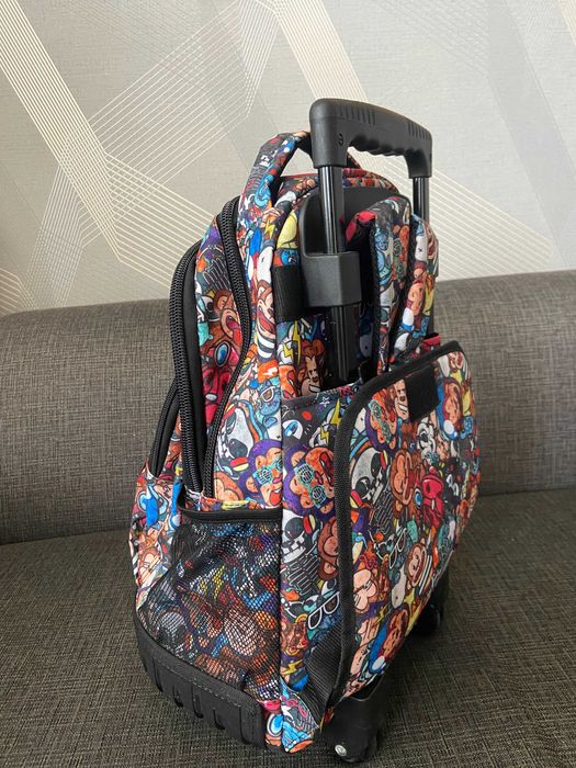 Шкільний рюкзак (з колесами) BlackFit8 "Веселі мавпочки"