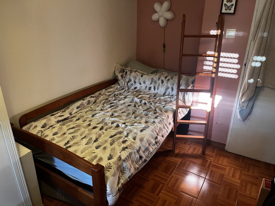 Beliche ou 2 camas solteiro + Cómoda