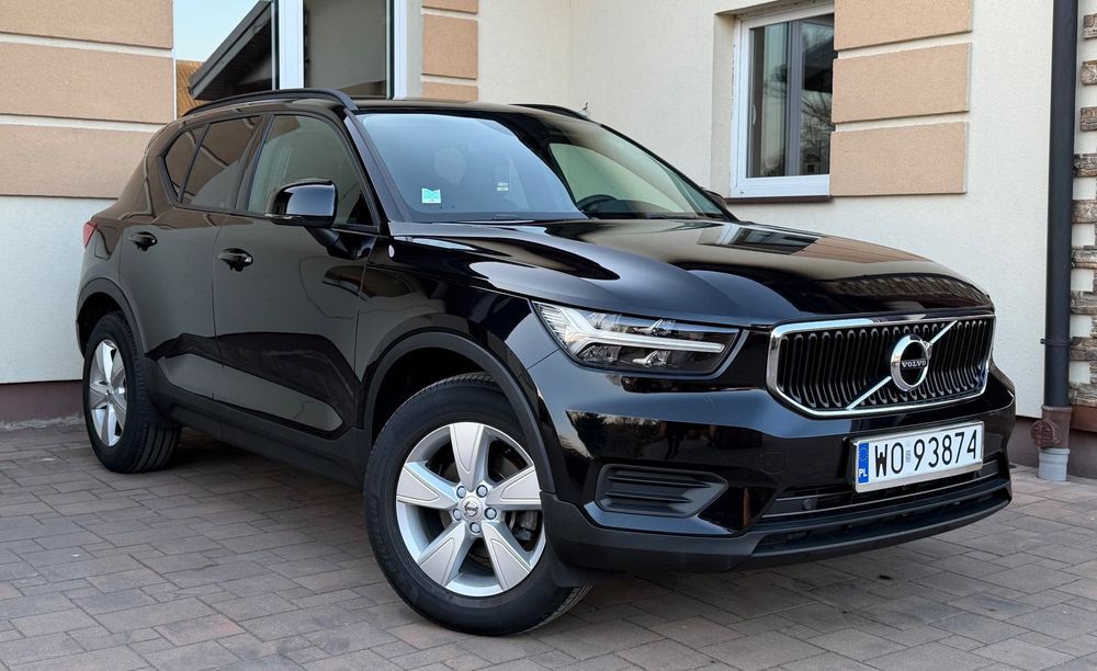 Volvo XC 40 1.5 Turbo__Benzyna__156KM__2018R__Manual__Full-Ledy__PDC__ASO__
