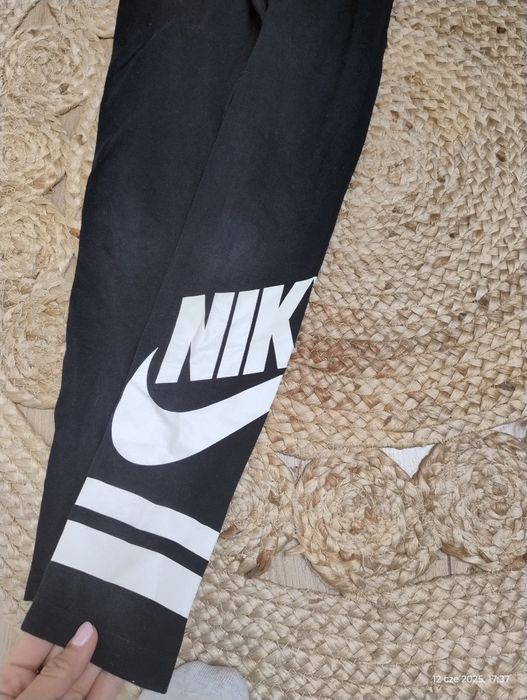 Leginsy dziewczęce Nike