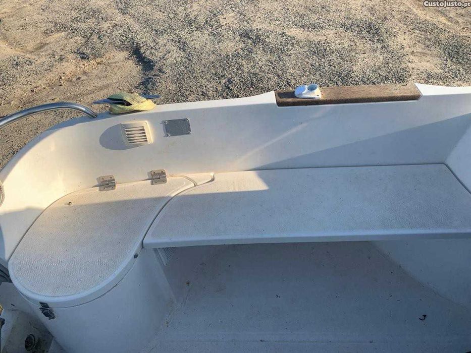 Barco QUICKSILVER 460 com motor MARINER 40HP 4Tempos EFI - CLASSE 4