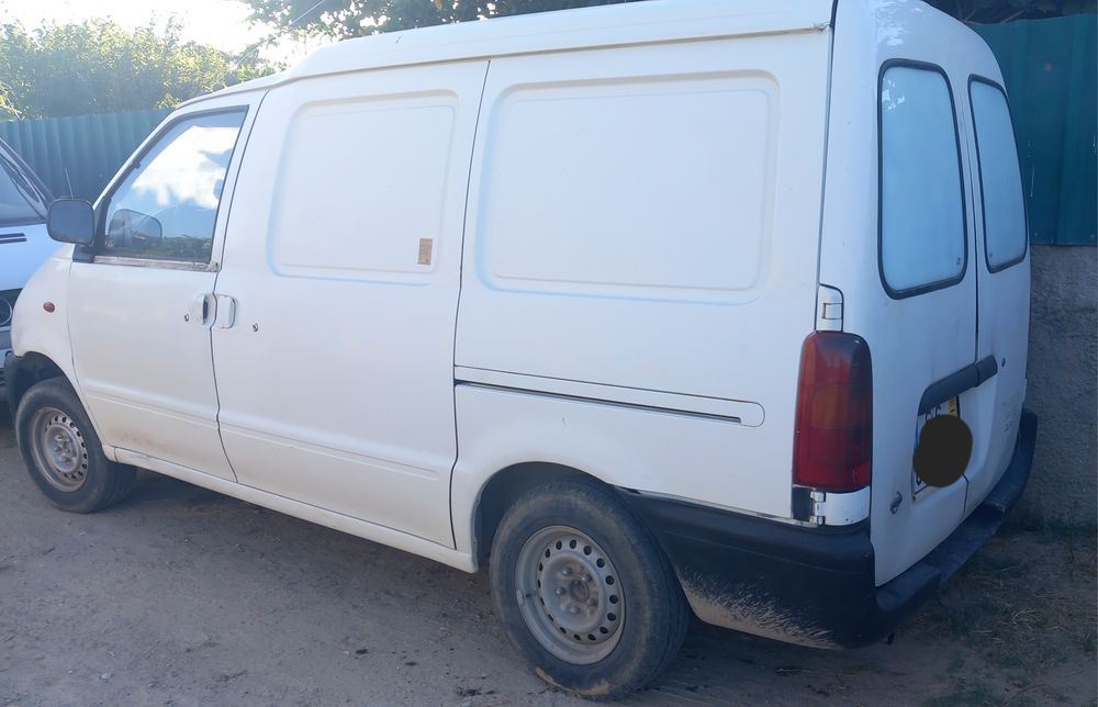 Nissan Vanette 2.3D