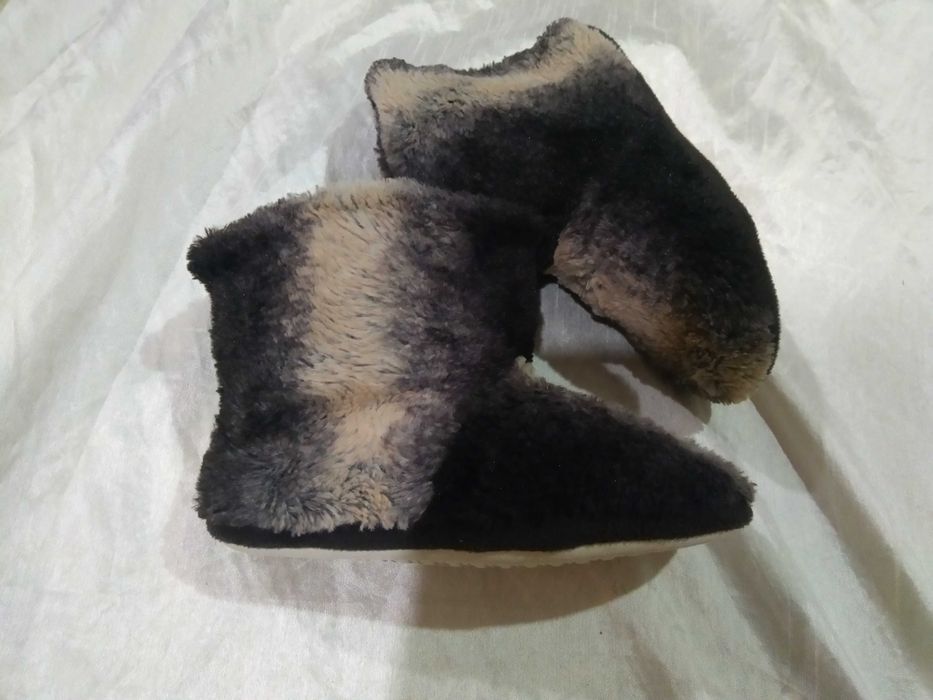 Детские тапочки-сапожки,фирма FF,недорого