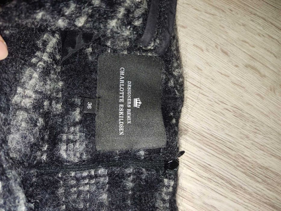 Sweter, bluzka czarno - szara 36