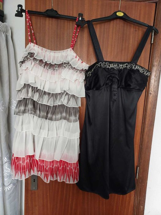 Vestidos e macacões e biquini novos