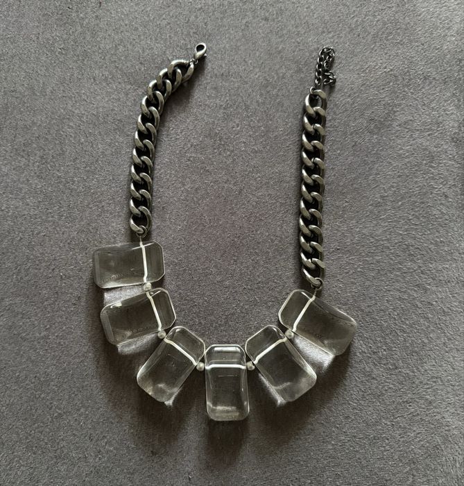 Duzy efektowny naszyjnik