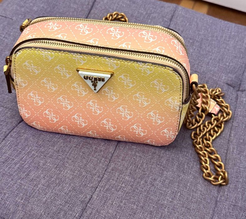 Mala de Tiracolo (Guess)