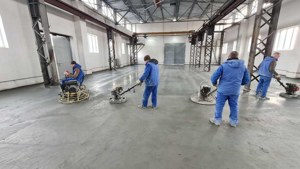 Мокра та напівсуха стяжка підлоги (від 160 ГРН за м.кв.)