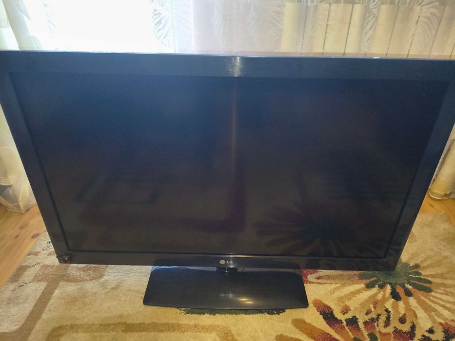 Telewizor LG 42 cale