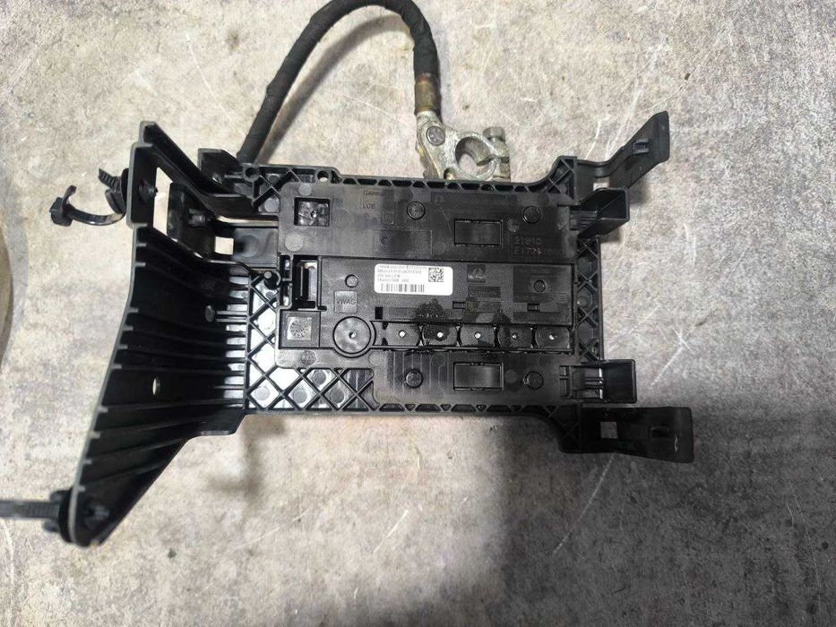 Блок запобіжників силова клема АКБ VW ID3 ID4 Audi Q4 1EA937548