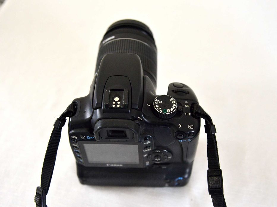 Máquina fotográfica Canon 400 D