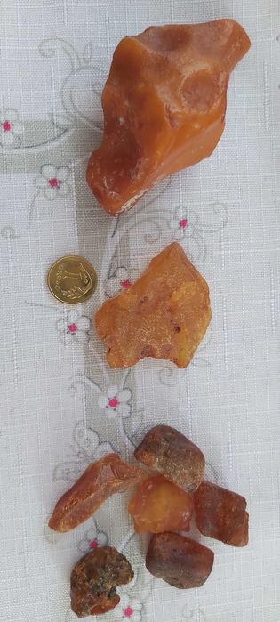 Bursztyn surowy naturalny bałtycki 28 g