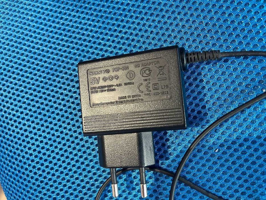 Mega Pack PSP Street E1004 + 7 Jogos + Memória 4GB + Carregador Orig.