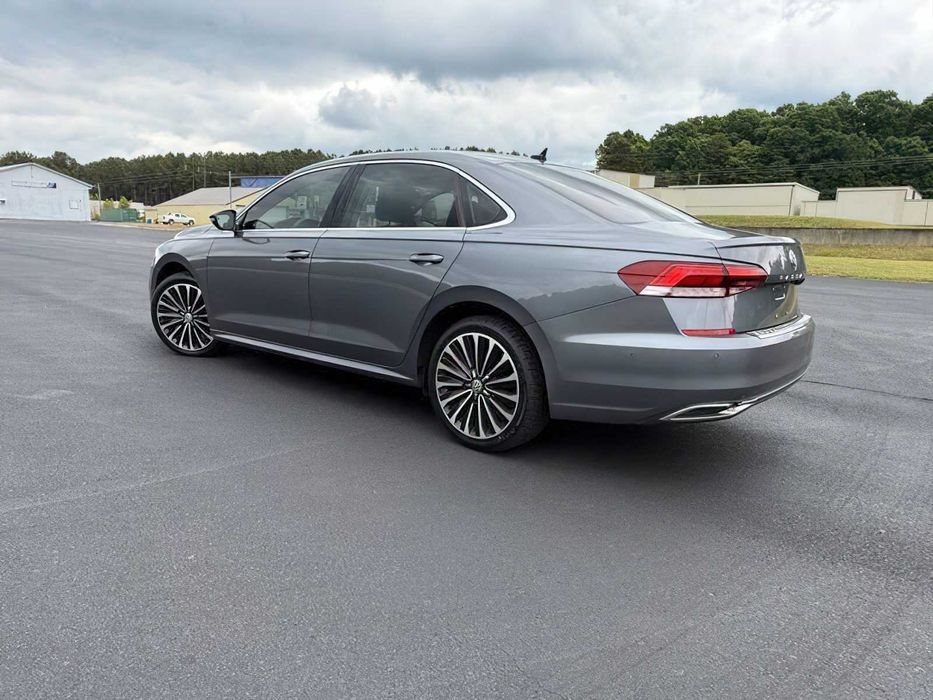 Volkswagen Passat Limited Edition      2022