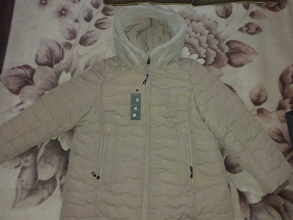 Пальто женское теплое  (новое с этикеткой) . Размер 58