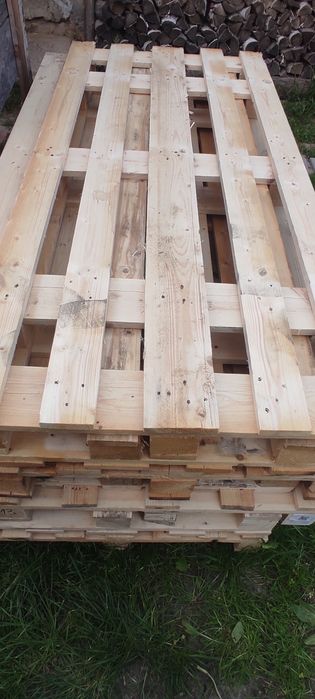 Дерев'яні піддони 1.8м