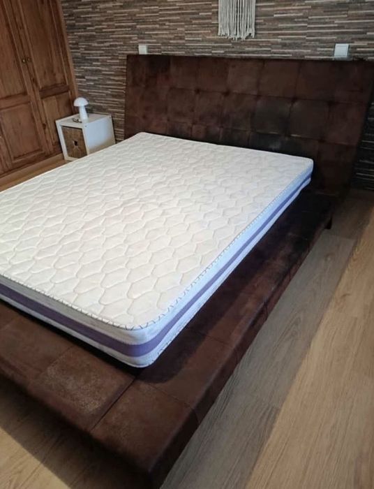 Cama de Casal com Estrado e Colchão 160x200
