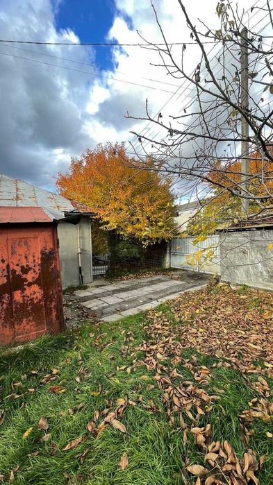 Продається земельна ділянка 9,01 сотих, з житловим будинком!!