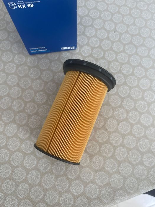 Vende-se Filtro de Combustível Mahle