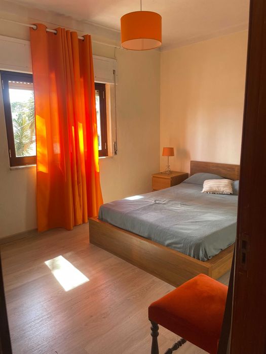 Aluga-se Moradia na Lagoa de Albufeira (Sesimbra) a 200m da praia