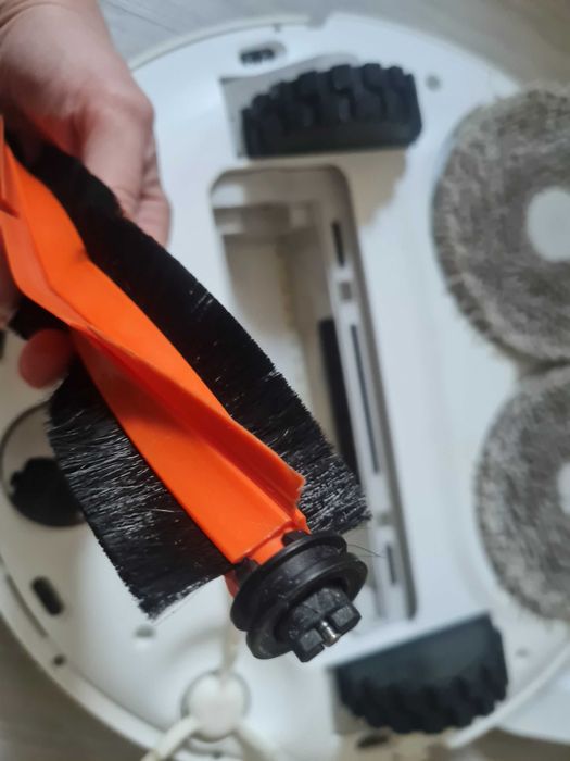 Xiaomi robot vacuum x20+ українська версія