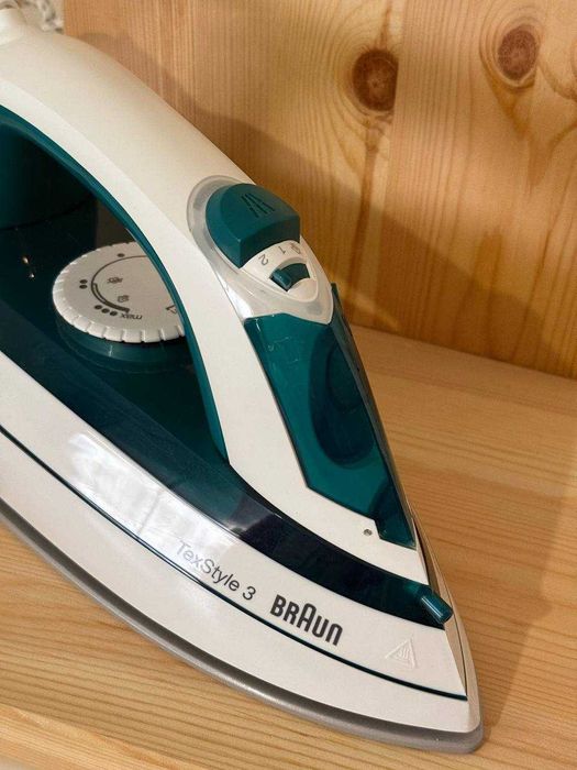 Ferro a vapor BRAUN TexStyle 3 Ceramic