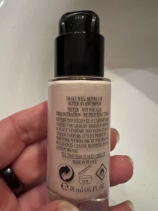 Armani fluid embelliser 7