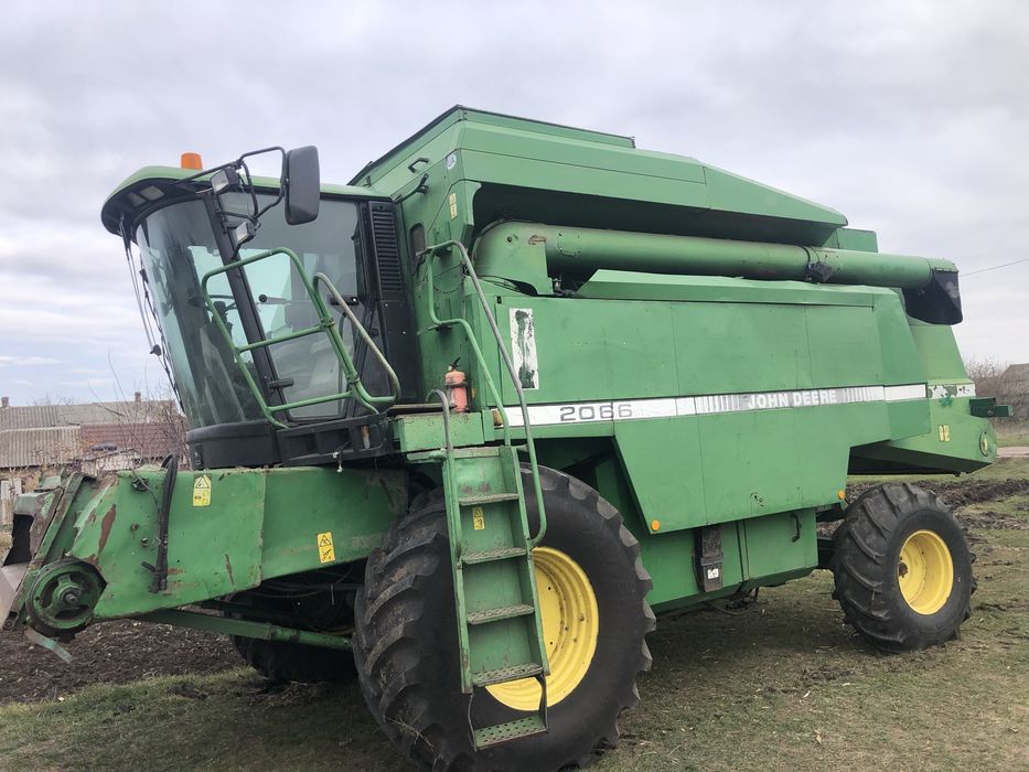 Продам John deer 2066