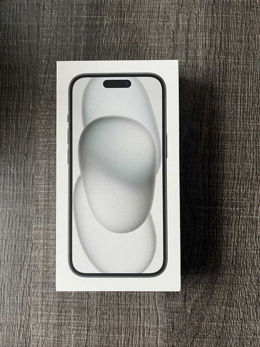 iPhone 15 128GB - Preto - Como Novo