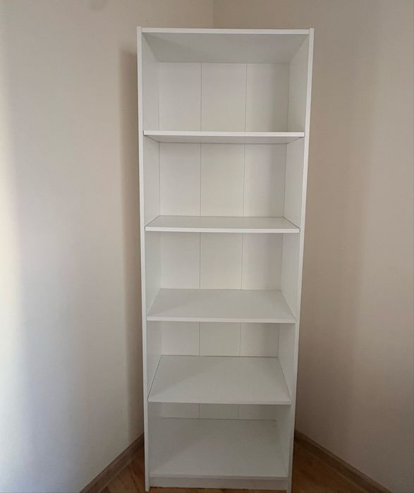 Regał biały Ikea