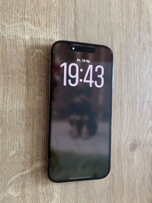 Iphone 16 pro stan bardzo dobry