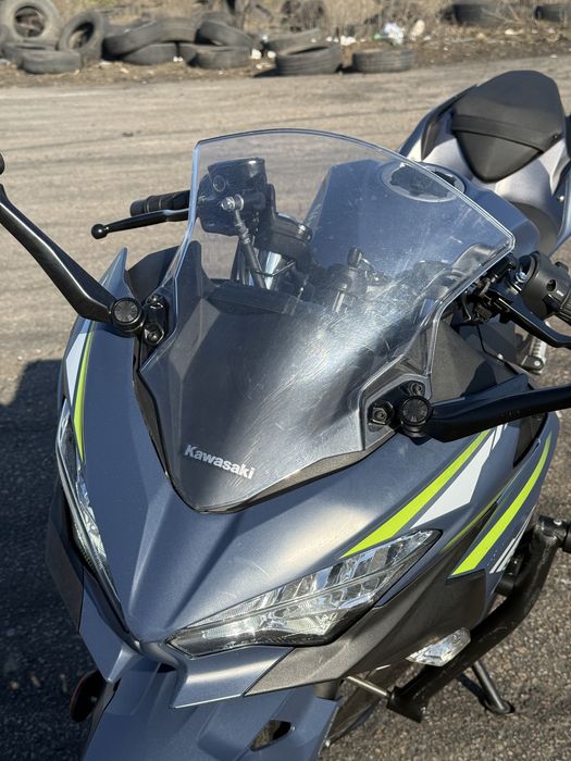 Kawasaki ninja 400