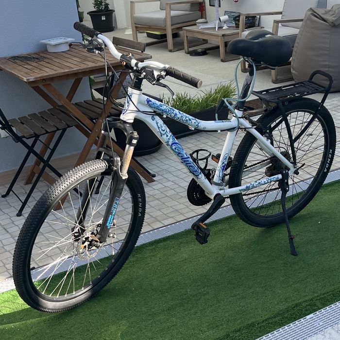 Coluer 26” Woman Geometry | Conforto, Estilo e Fiabilidade