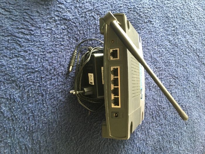 Cisco-Linksys Router 2.4 GHz64751796769795122