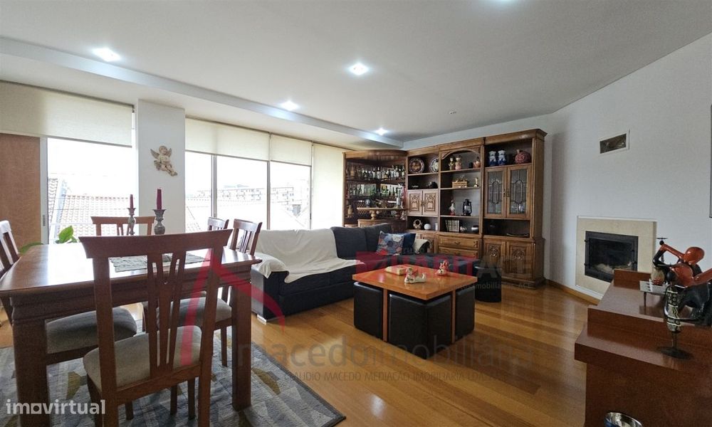 Apartamento T3 com 2 frentes e varandas em Ferreiros – Braga  O Seu Ap