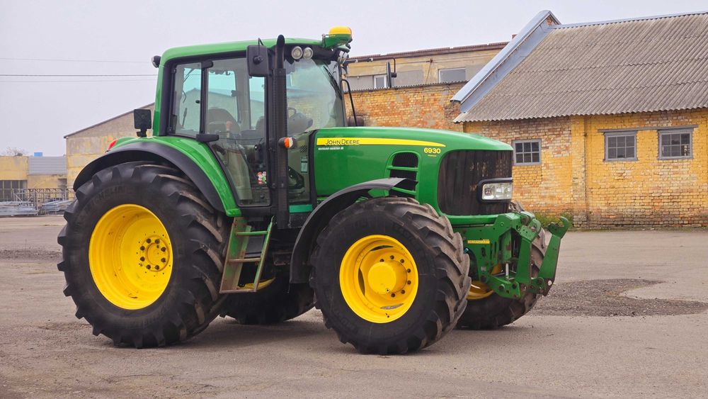 Трактор john deere 6930