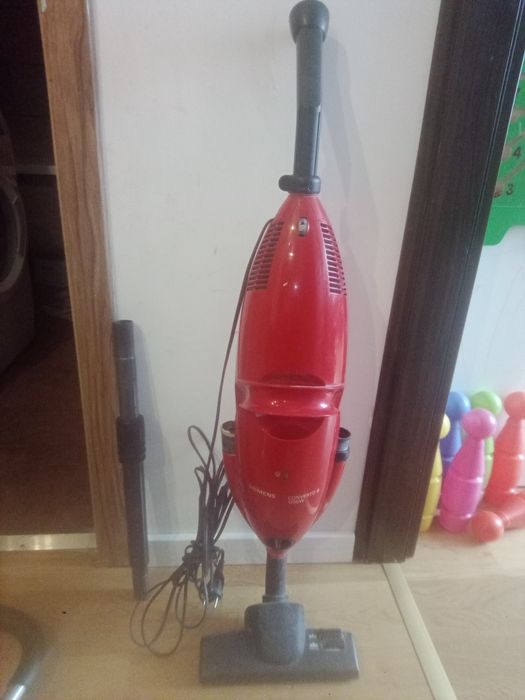 Odkurzacz pionowy Siemens Converto B 1200W model Fd 8110 FD8110 sprawn