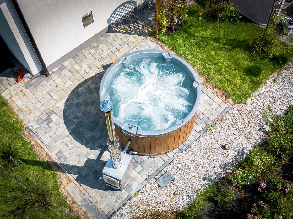 Balia ogrodowa akrylowa JACUZZI HOT TUB opalana drewnem OD PRODUCENTA