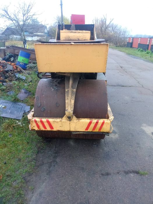 Продам дорожній каток