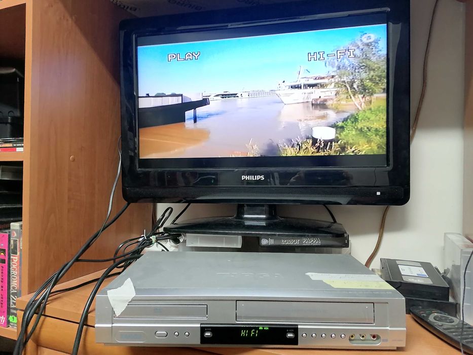 Magnetowid VHS Targa DPV5200X ( LG) Pilot HIFI Stereo COMBO