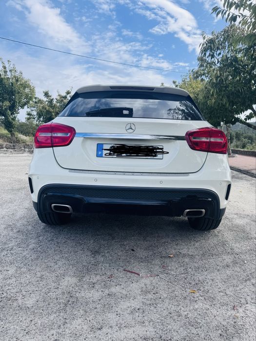 Mercedes Gla 200d AMG c/ Teto de abrir Panoramico