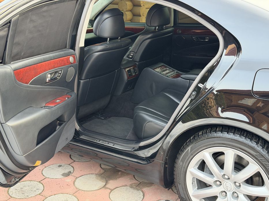 Продам Lexus LS460 L OTTOMAN 2007