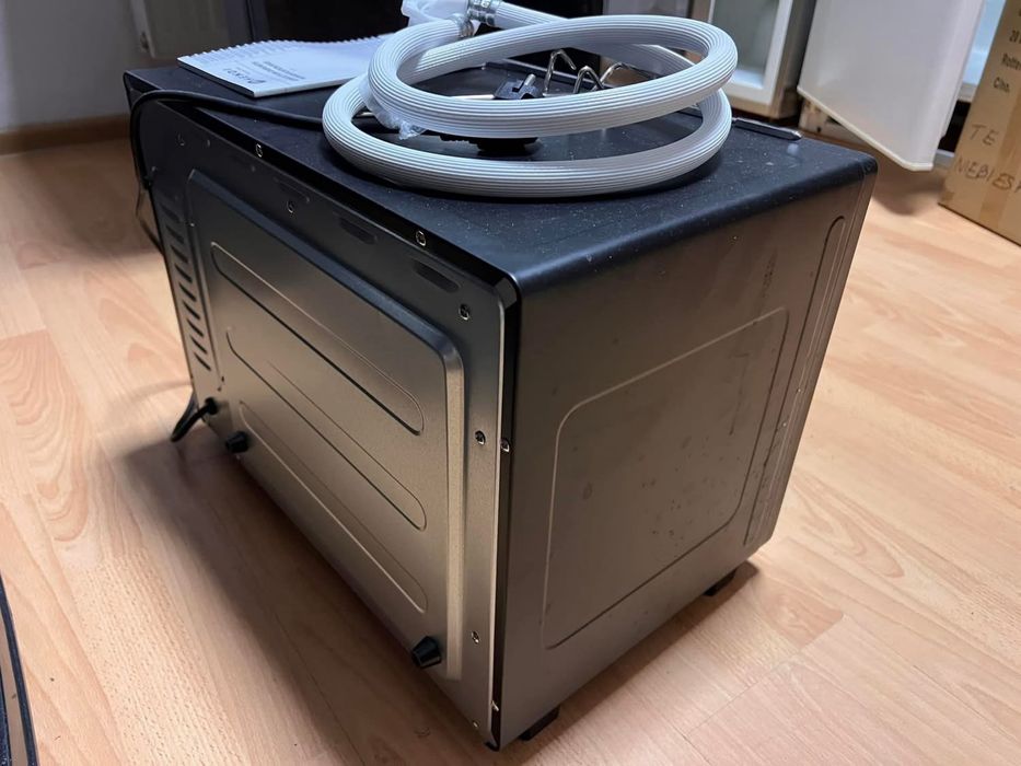 Mini piekarnik NOWY nieużywany Turbotronic Turbowave