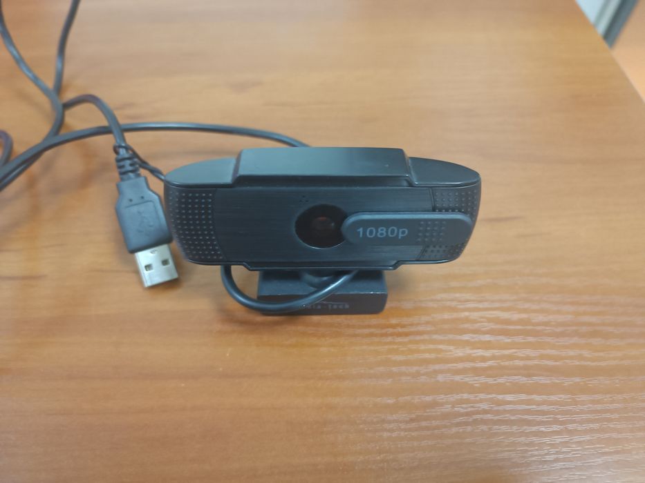 Веб-камера Media-Tech LOOK V Privacy Full HD