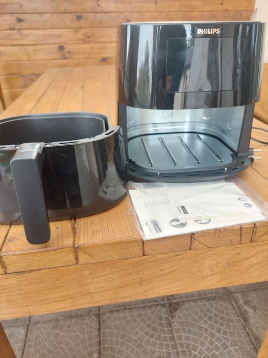 Аерогриль PHILIPS ESSENTIAL Ovi HD9270/90 6.2l.Wi-Fi.