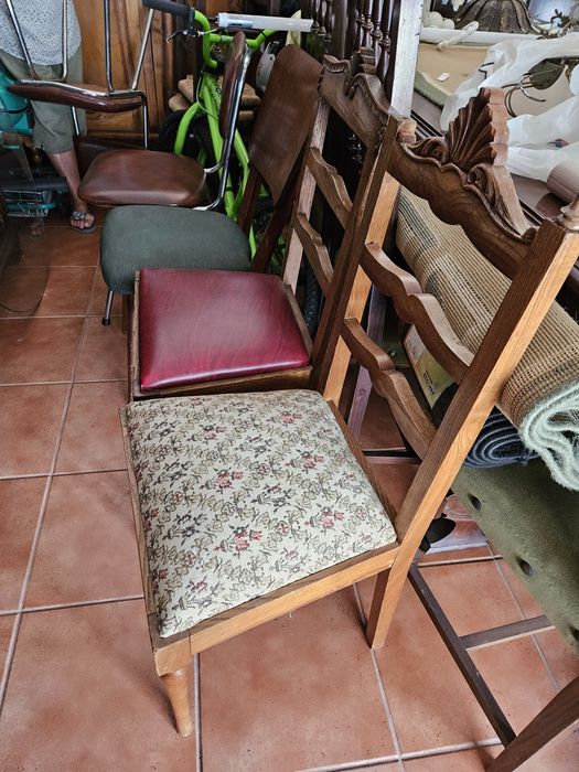 Cadeiras antigas para decoracao