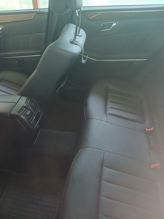 Carrinha 300 Bluetec hibrida com apenas 117 mil kms full extras