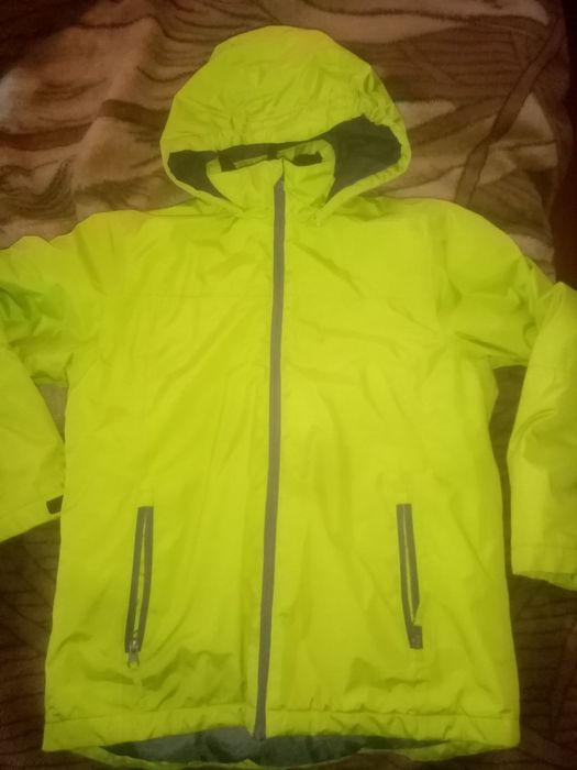 Женская куртка на рост 152см
